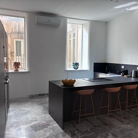 Ortigia Grand Salon - Extra Spacious Primelocation Caraccess Appartement